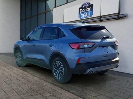 2022 Ford Escape PHEV SE