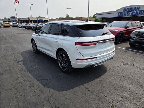 2022 Lincoln Corsair Standard