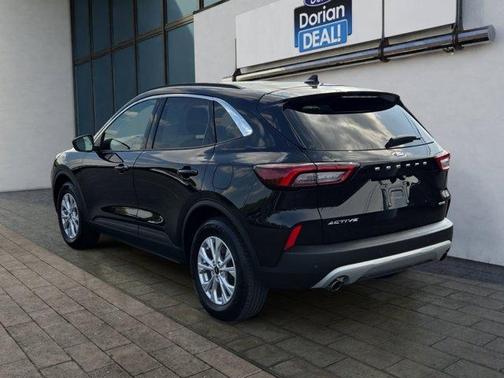 Black 2023 Ford Escape Active