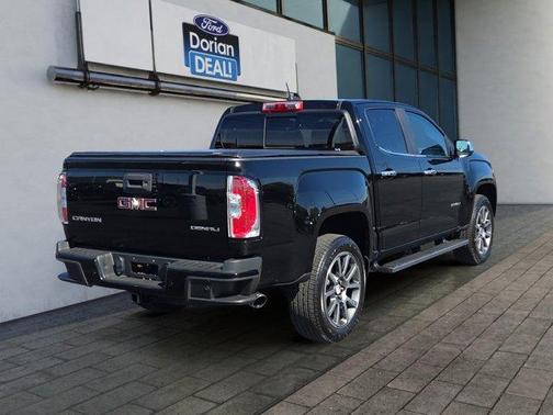 Onyx Black 2019 GMC Canyon Denali