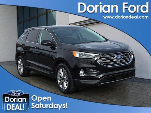 Agate Black Metallic 2023 Ford Edge Titanium