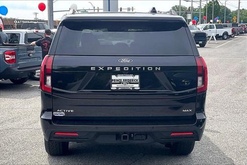 AGATE BLACK METALLIC 2025 Ford Expedition Max ACTIVE
