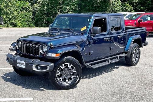 Fathom Blue Pearlcoat 2025 Jeep Gladiator SPORT
