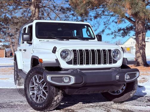2024 Jeep Wrangler 4-Door Sahara