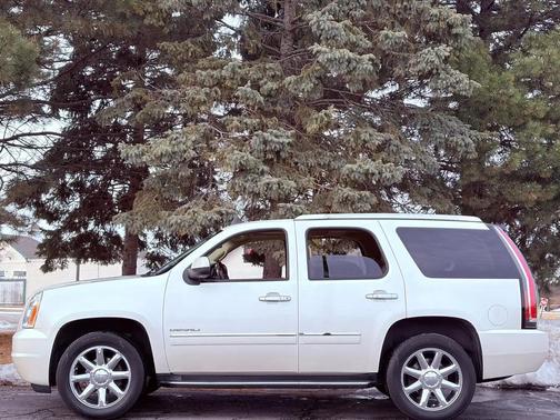 2012 GMC Yukon Denali