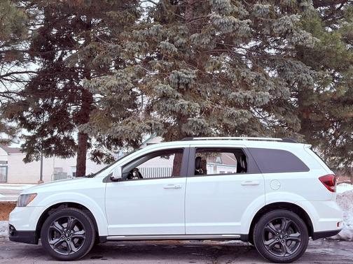 2020 Dodge Journey Crossroad