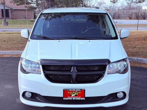 2011 Dodge Grand Caravan Crew