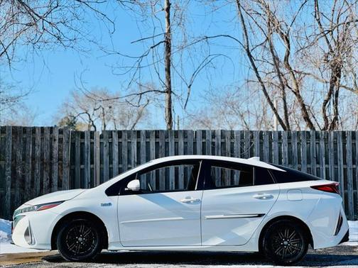 2017 Toyota Prius Prime Advanced