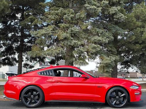 2022 Ford Mustang GT Premium