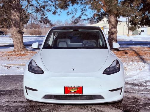 2021 Tesla Model Y Standard Range Rear-Wheel Drive