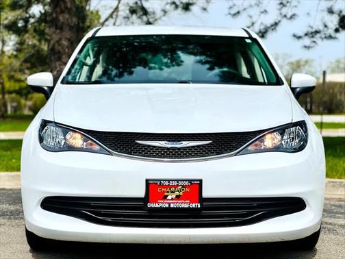 2017 Chrysler Pacifica LX