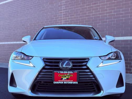 2018 Lexus IS 300 Base
