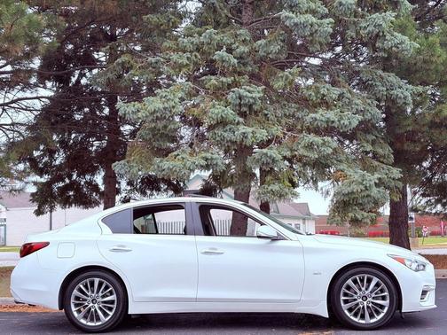 2019 INFINITI Q50 3.0t LUXE