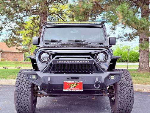 2021 Jeep Gladiator Overland