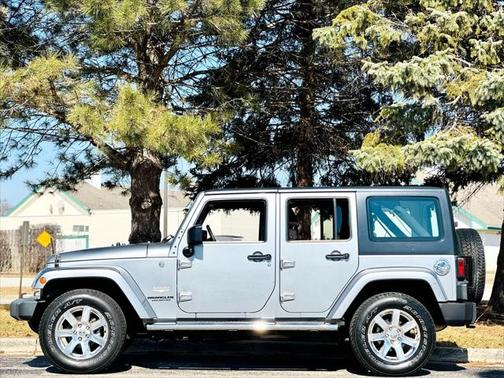2013 Jeep Wrangler Unlimited Sahara