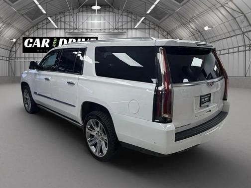 2020 Cadillac Escalade ESV Sport