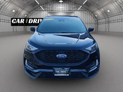 2022 Ford Edge ST Line