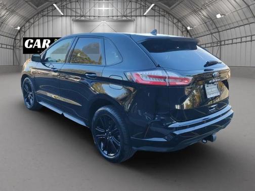 2022 Ford Edge ST Line