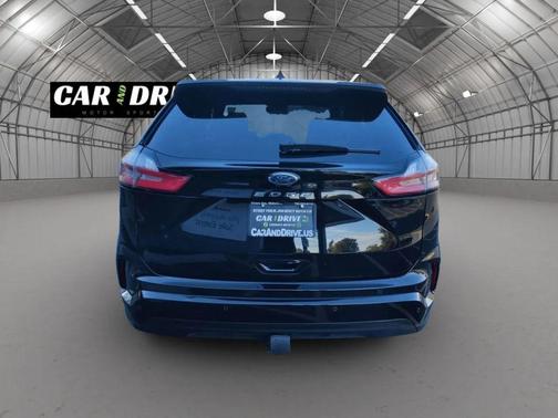 2022 Ford Edge ST Line