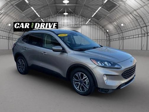2020 Ford Escape SEL