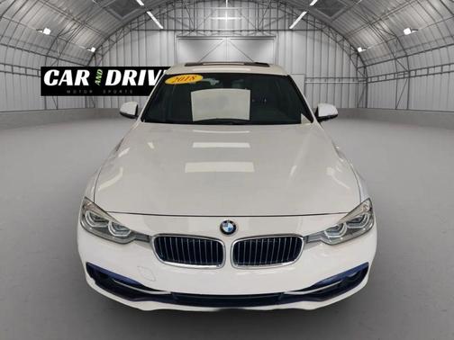 2018 BMW 330e iPerformance