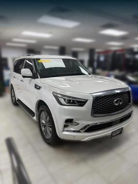 2018 INFINITI QX80 Base