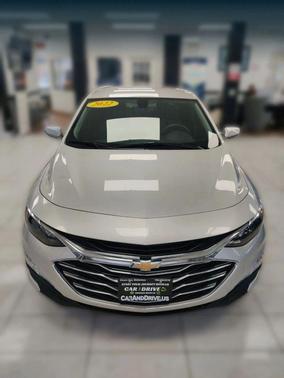 2022 Chevrolet Malibu FWD LT