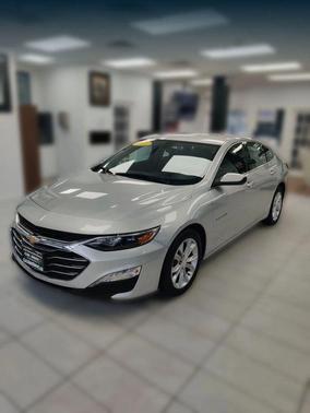 2022 Chevrolet Malibu FWD LT