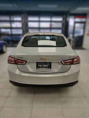 2022 Chevrolet Malibu FWD LT
