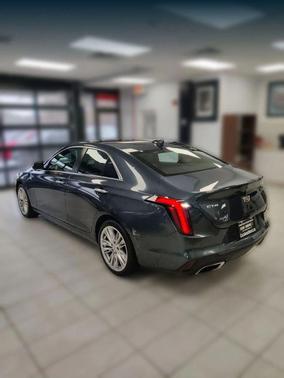 2022 Cadillac CT4 Premium Luxury