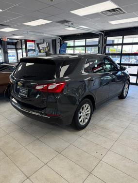 Gray 2018 Chevrolet Equinox LT