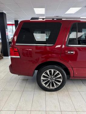 2016 Lincoln Navigator Select