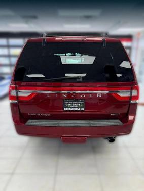 2016 Lincoln Navigator Select