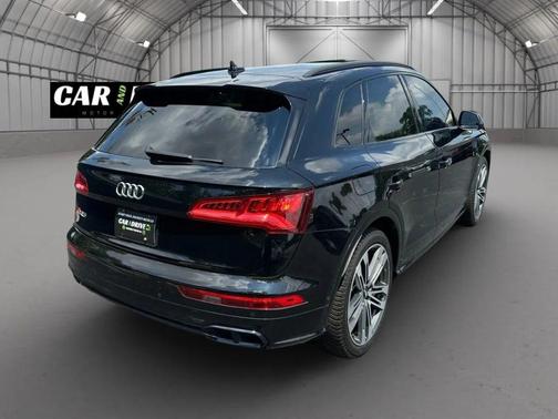 2020 Audi SQ5 3.0T Prestige