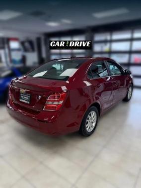 2020 Chevrolet Sonic FWD Sedan LT