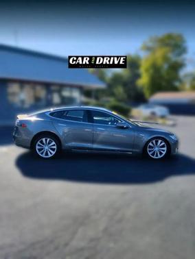 2015 Tesla Model S 85D