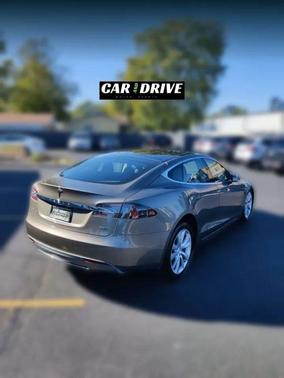 2015 Tesla Model S 85D