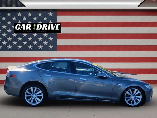 2015 Tesla Model S 85D