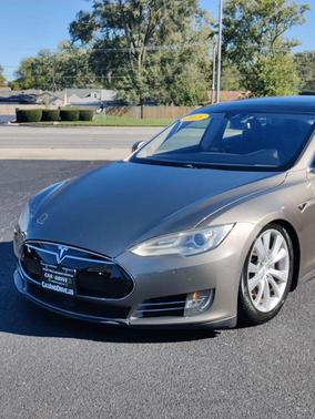 2015 Tesla Model S 85D