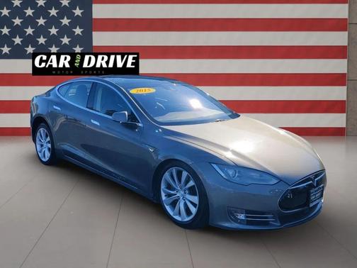 2015 Tesla Model S 85D