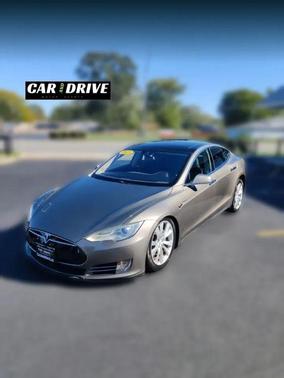 2015 Tesla Model S 85D