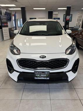 Snow White Pearl 2021 Kia Sportage LX