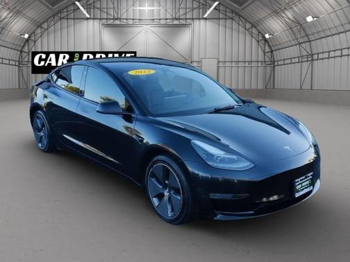 2022 Tesla Model 3 Standard Range