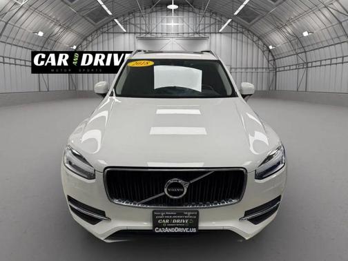 2018 Volvo XC90 T6 Momentum