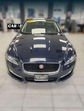 2016 Jaguar XJ XJ R-Sport