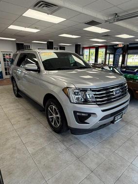 Ingot Silver Metallic 2019 Ford Expedition XLT