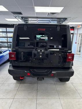 Black Clearcoat 2022 Jeep Wrangler Unlimited Rubicon