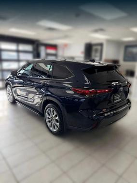 2021 Toyota Highlander Hybrid Limited