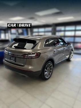 2020 Lincoln Nautilus Reserve