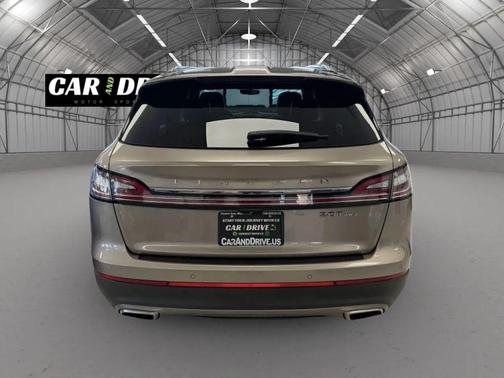 2020 Lincoln Nautilus Reserve